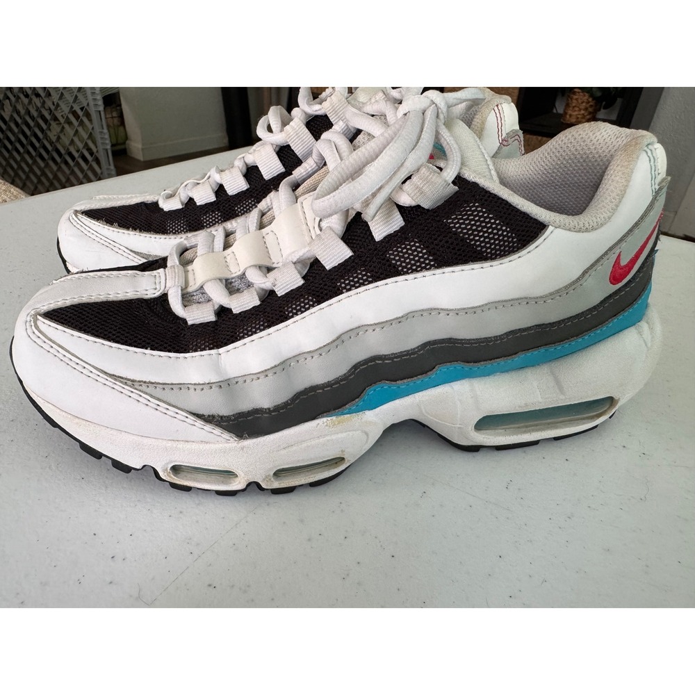 Nike Air Max 95 GS White Laser Blue Black CJ3906-102 Size 6.5Y Mens 6.5 Womens 8